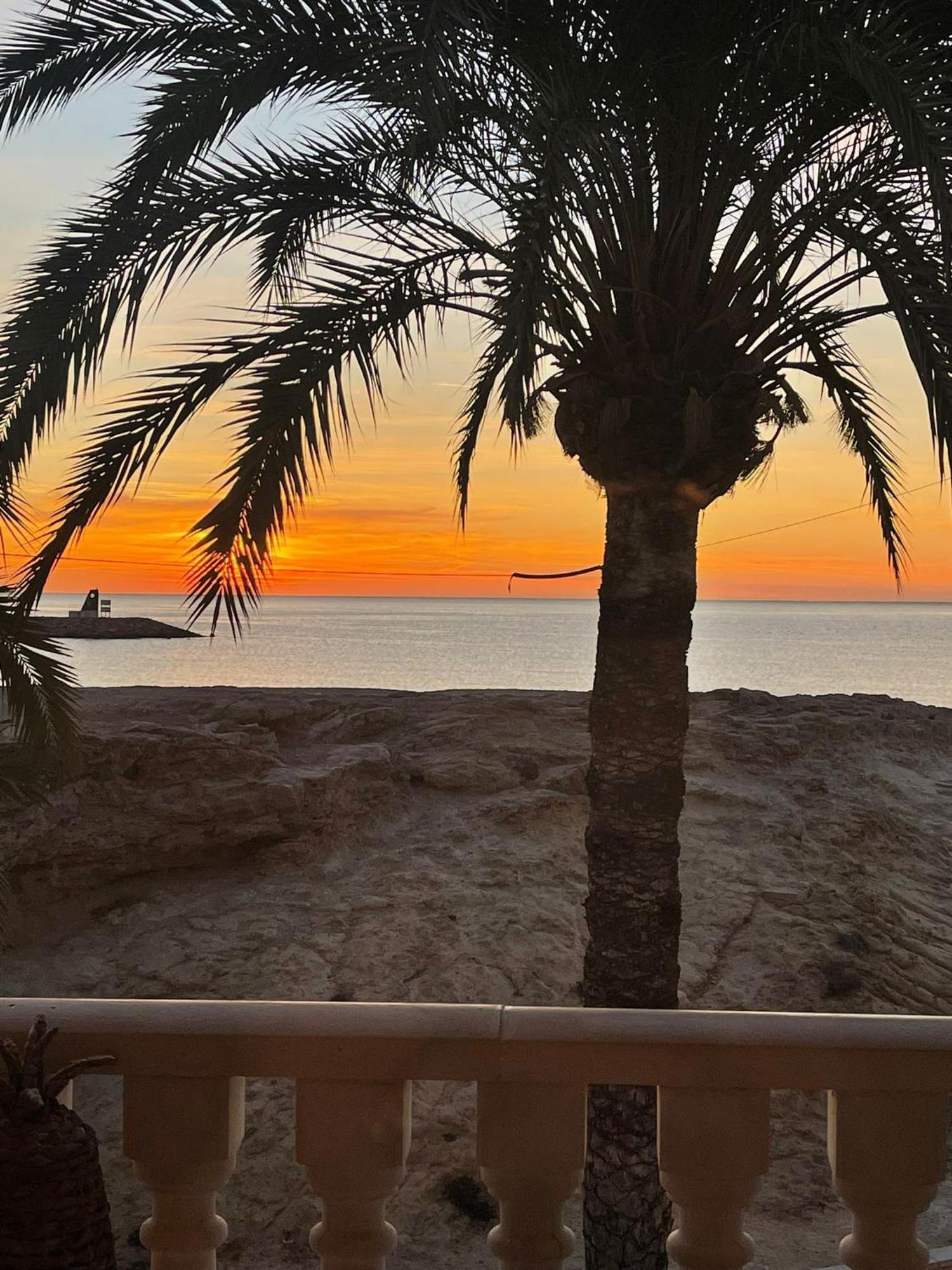 Modern Apartment Directly On The Beach With Wifi And Air Conditioning El Campello Ngoại thất bức ảnh
